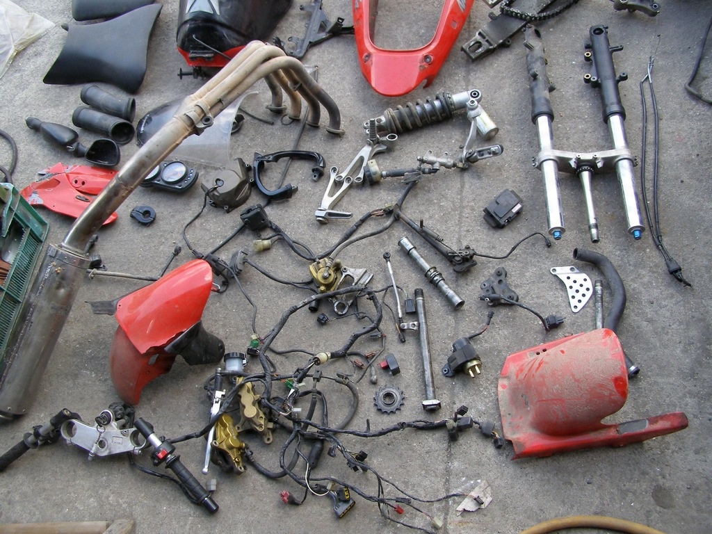 Order an Kawasaki zx6r 1998 parts engine with fast delivery