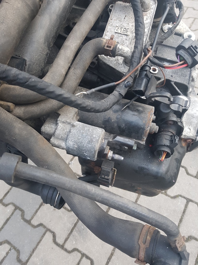 VW PASSAT B6 2.0 TDI ROZRUSZNIK  BMP 140KM AUTOMAT