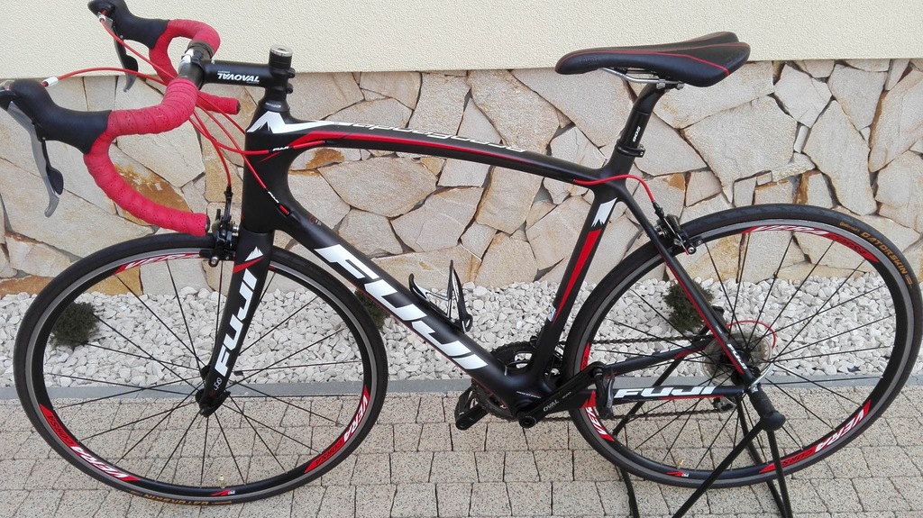 Kolarka FUJI Gran Fondo 2.7 Carbon Tiagra Rower