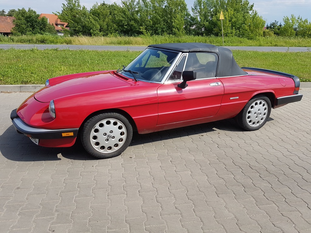 ALFA ROMEO SPIDER 86 ROK + dach