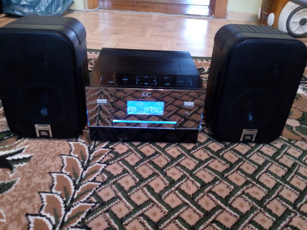 WIEŻA JGC MS - 80iP IPOD,usb,fm, z glosnikami JBL