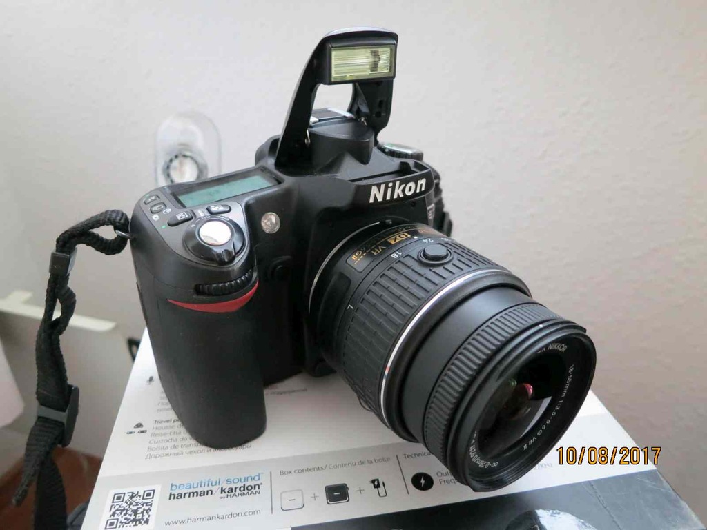 NIKON D 80 10,2Mpx+ Nikkor 18-55mm DX VR II+8GB SD