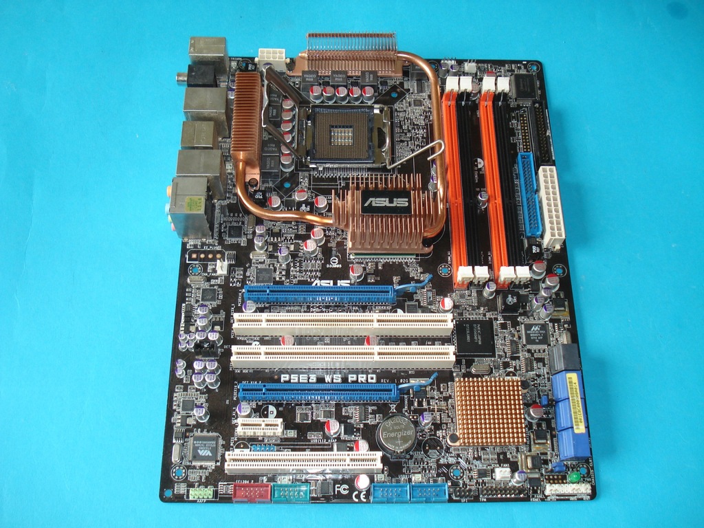 Asus P5E3 WS PRO (FSB 1600) DDR3 s.775
