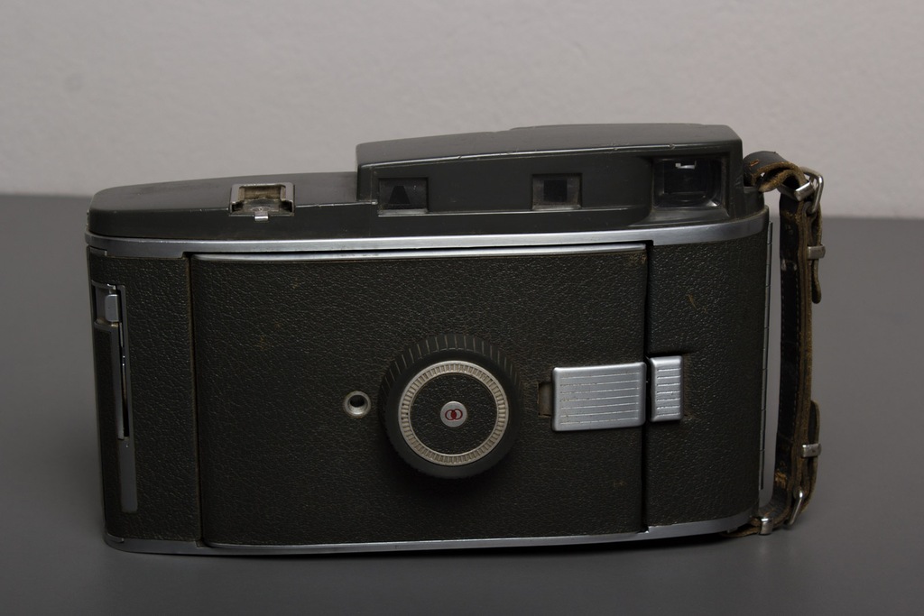 Polaroid Pathfinder 110A