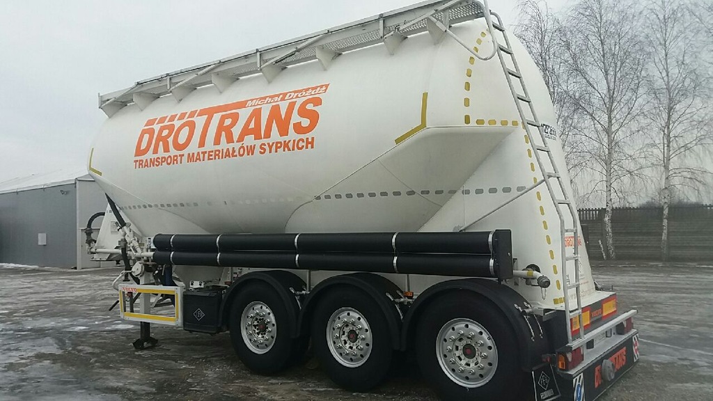 Cementonaczepa Feldbinder 36m dolnosyp do cementu.