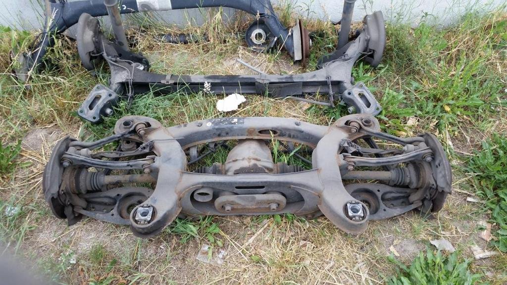 belka zawieszenia tyl oś Mercedes W203 Coupe