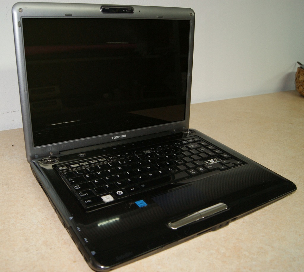 Notebook TOSHIBA SATELLITE A300-1EB Pentium DUAL