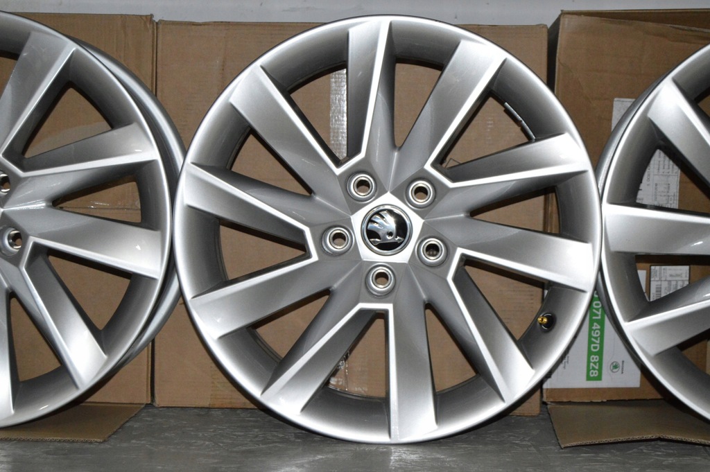 FELGI STRATOS 7X17 SUPERB OCTAVIA VW 3V0601025C