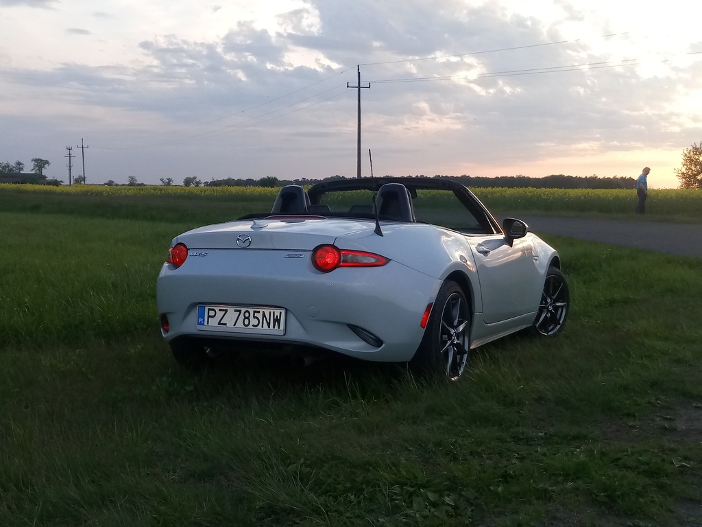 MAZDA MX-5 NAJBOGATSZA WERSJA 2016