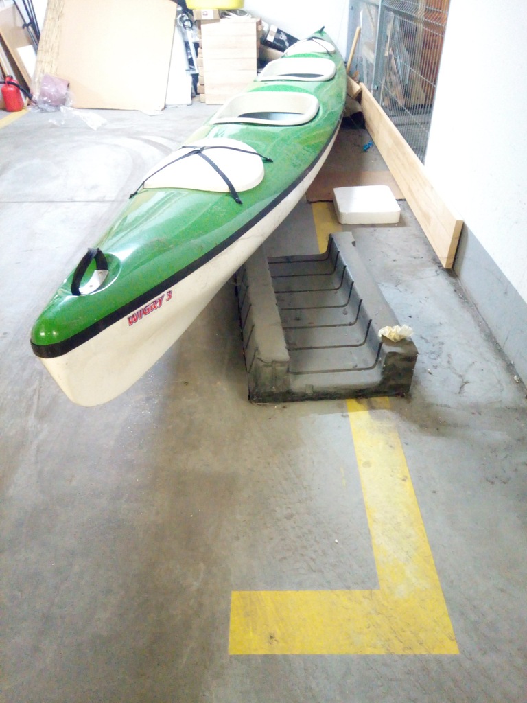 KAJAK + 2 kamizelki ratunkowe + 2 wiosła WARSZAWA