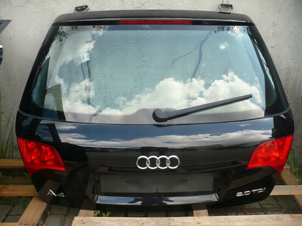KLAPA BAGAŻNIKA AUDI A4 B7 AVANT KOMBI LY9B