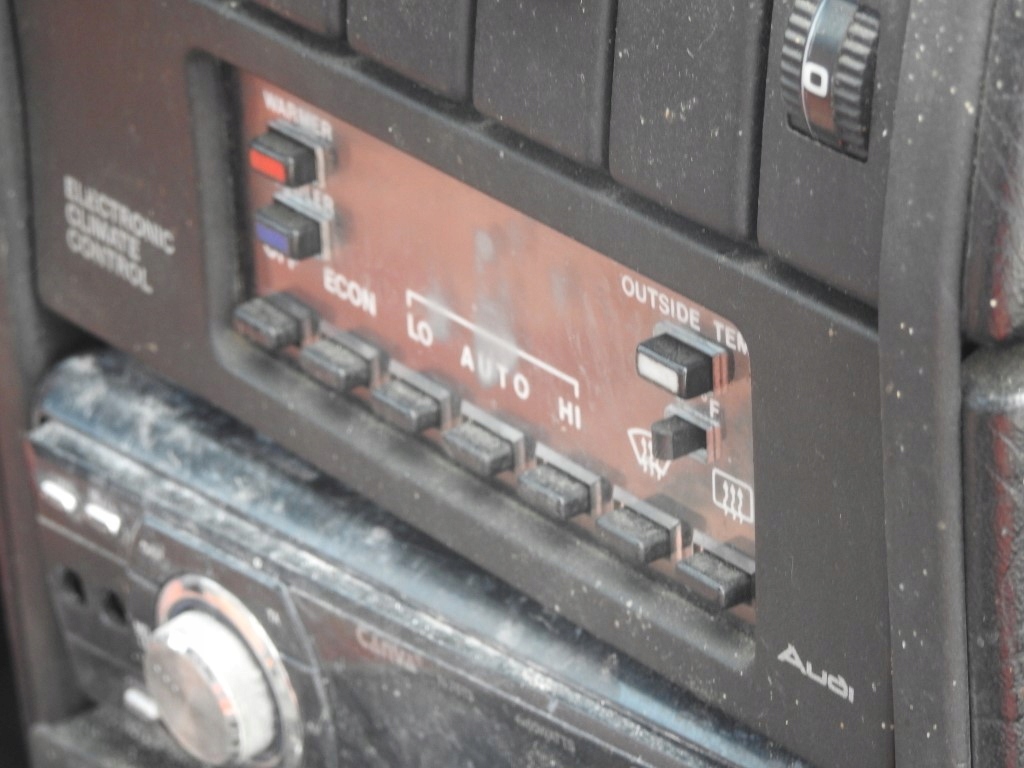 AUDI 100 C3 PANEL KLIMATYZACJI