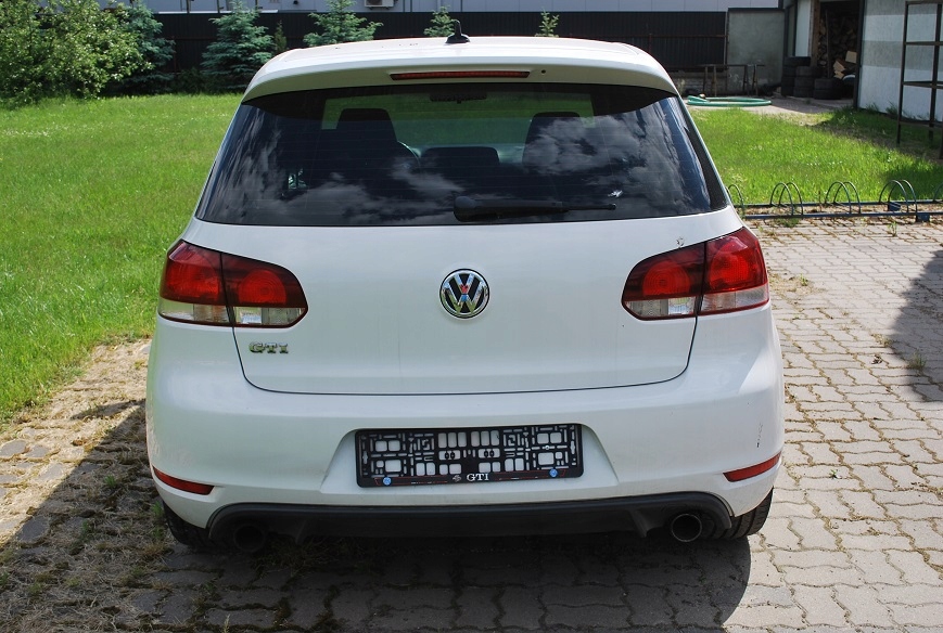 KLAPA TYLNA ZDERZAK TYLNY GOLF VI GTI LB9A