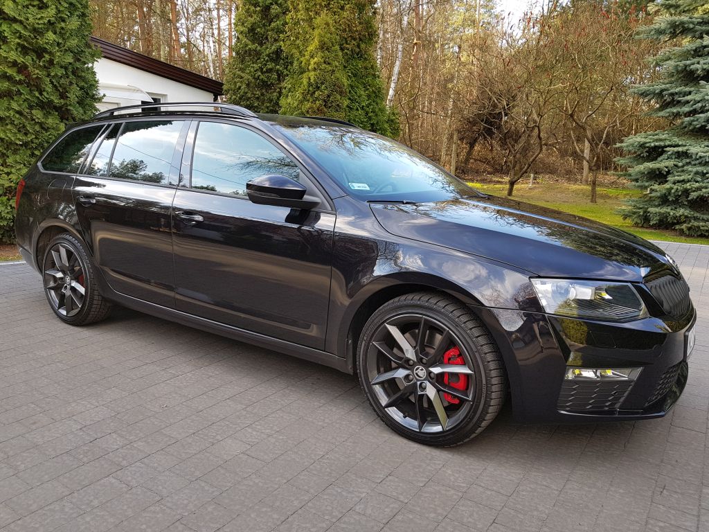 Skoda Octavia Vrs 2 0 Tfsi 220km Black Edition 7285673956 Oficjalne Archiwum Allegro