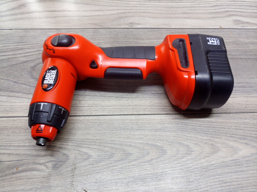 Wkrętarka wkretak Black Decker HP9019 12V Hex-6mm