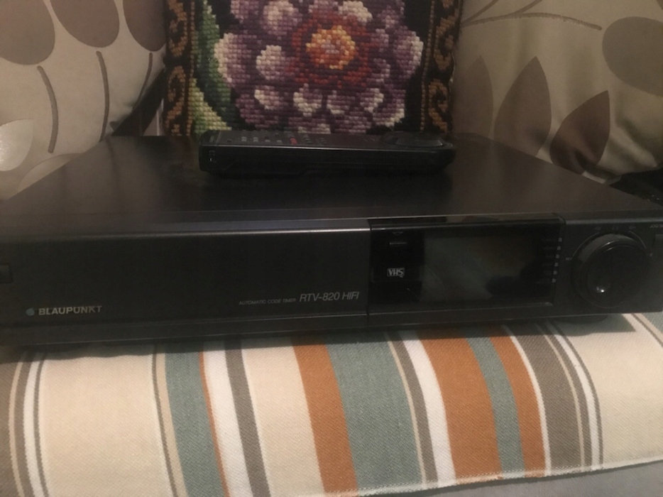 magnetowid vhs blaupunkt rtv-820 hi-fi montazowy