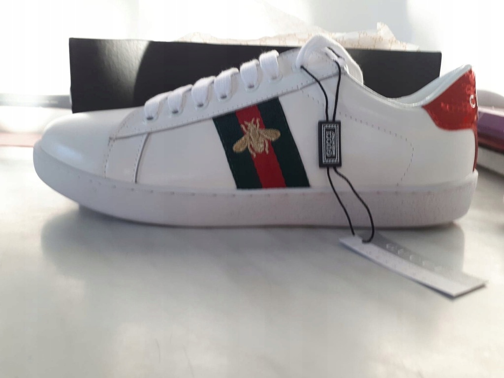 gucci Ace embroidered bee sneaker