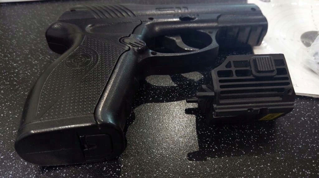 Wiatrówka Crosman C11 4,5mm + CO2+ cel laser.