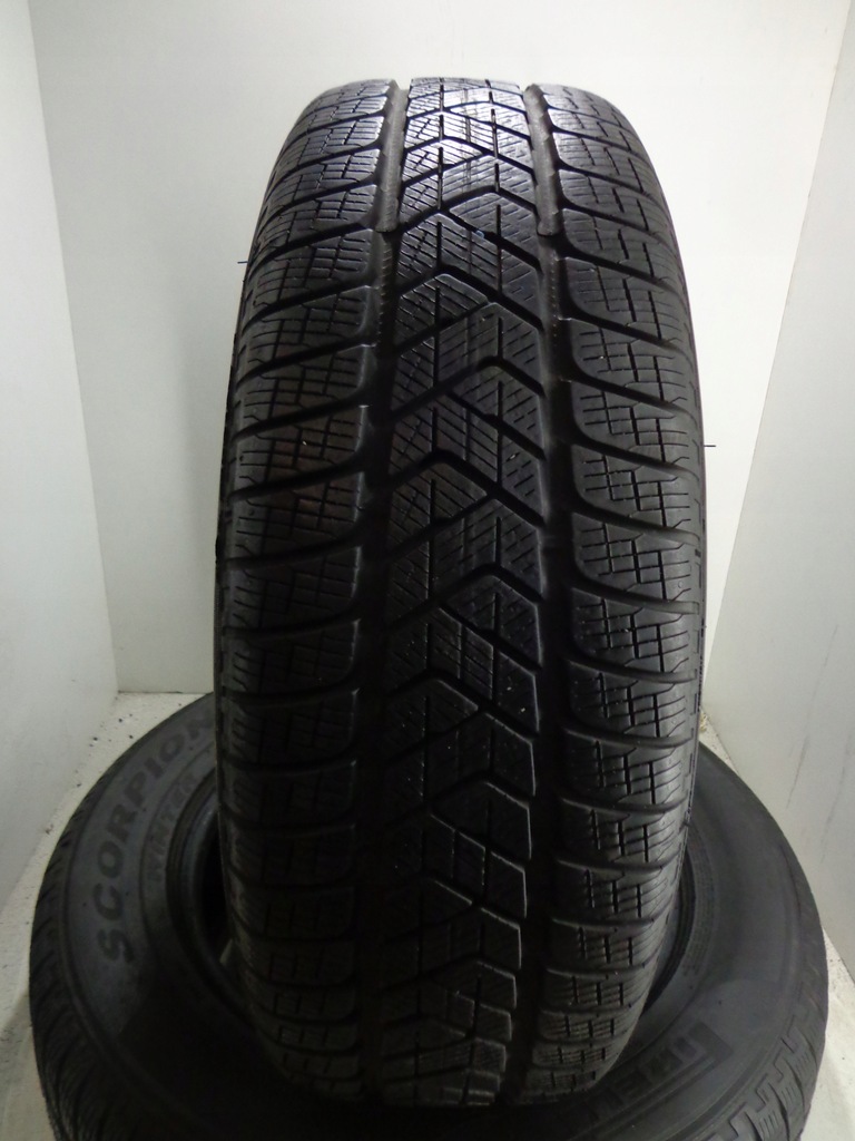 2x 225/65/17 Pirelli Scorpion Winter zima 6,5mm 7524977674