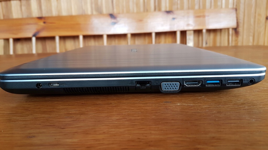 Laptop ASUS Vivobook Max F541N 4x1.10 GHz 4GB RAM - 7528696261