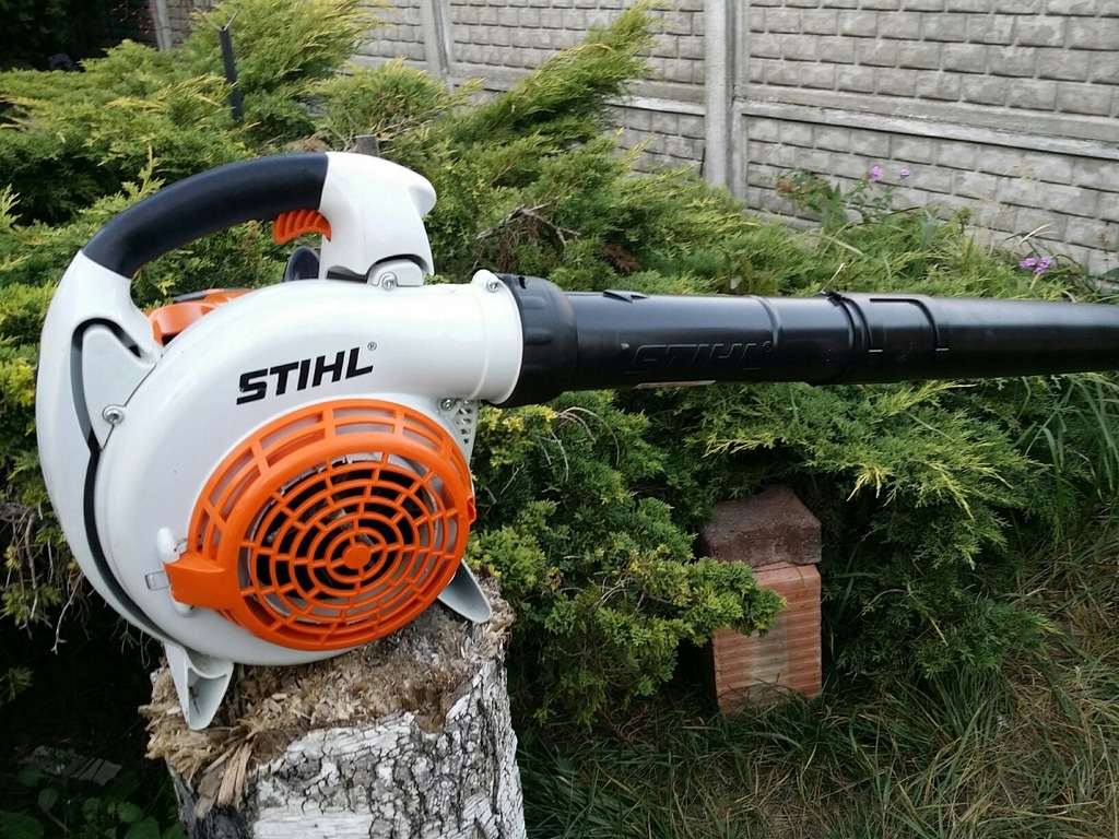 Dmuchawa do liści i śniegu STIHL SH 86
