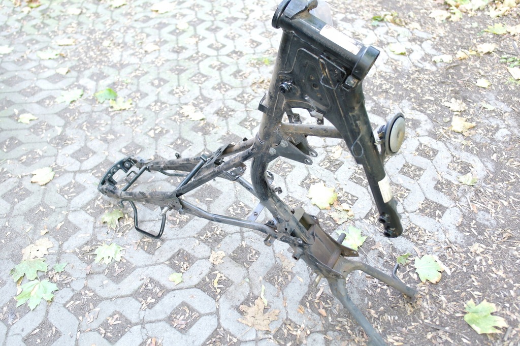 RAMA Z DOKUMENTAMI Yamaha YBR 125