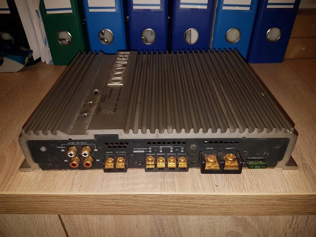 Wzmacniacz samochodowy Kenwood KAC 823