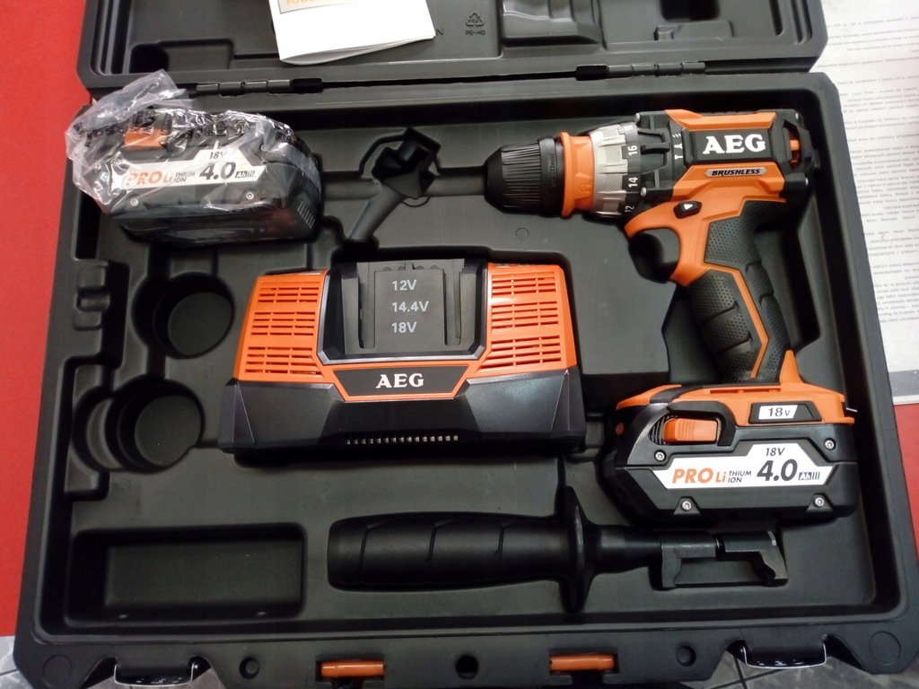 Wiertarko wkrętarka AEG BSB 18 CBL Li-402C 4Ah