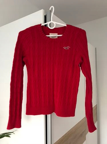 Hollister czerwony sweter bawełniany warkocz XS S