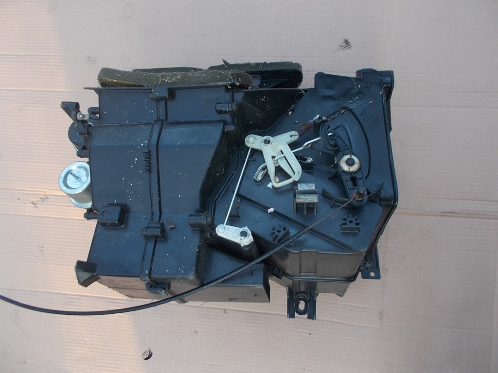 FORD PROBE  92-97 2,0  NAGRZEWNICA WODY