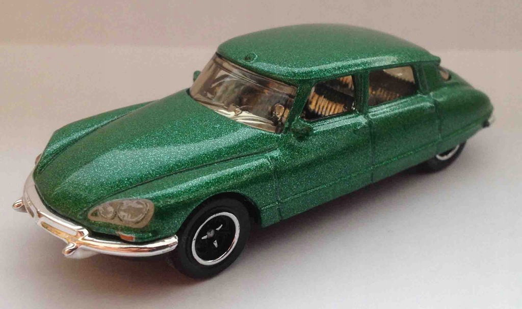 matchbox citroen ds