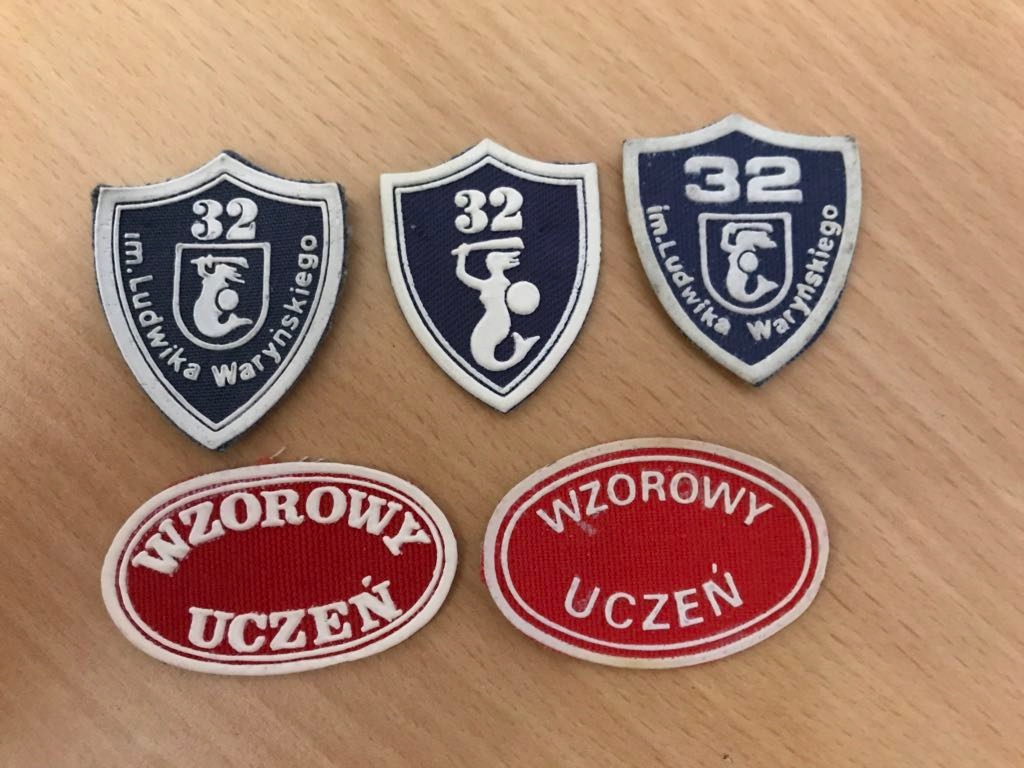 Tarcza szkolna naszywki wzorowy uczeń x5 Warszawa