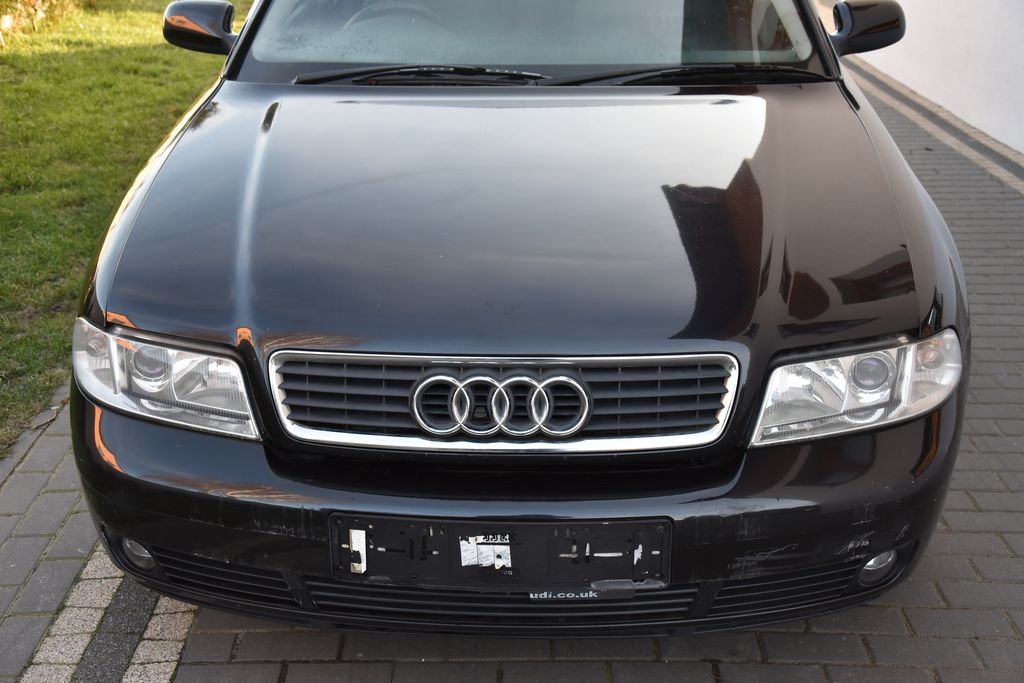 AUDI A4 B5 LIFT FL ZDERZAK PRZEDNI PRZÓD LZ9W