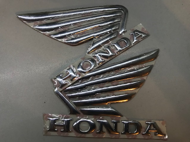Emblemat, naklejka Honda 7358611875 oficjalne archiwum