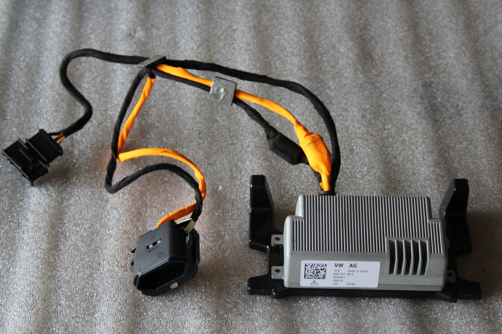 PRZETWORNICA 12/230V VW ARTEON PASSAT B8 5Q0907155