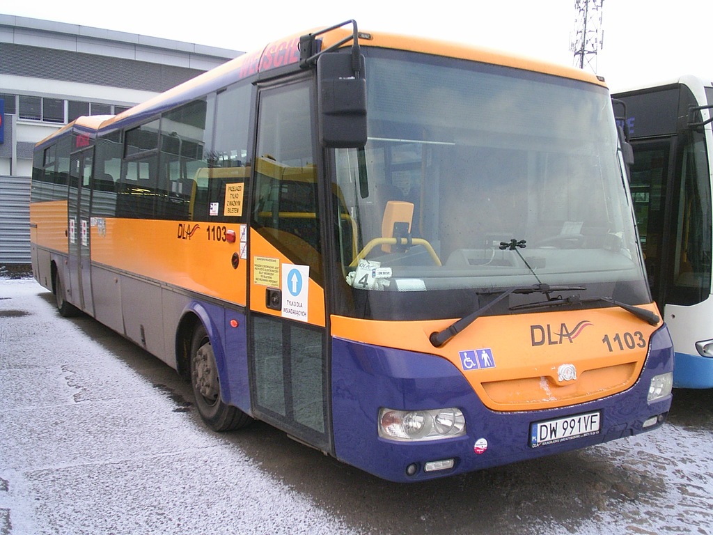 AUTOBUS SOR CN12 NISKOPODŁOGOWY