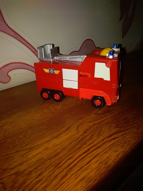 Strażak Sam auto, robot 2 w 1