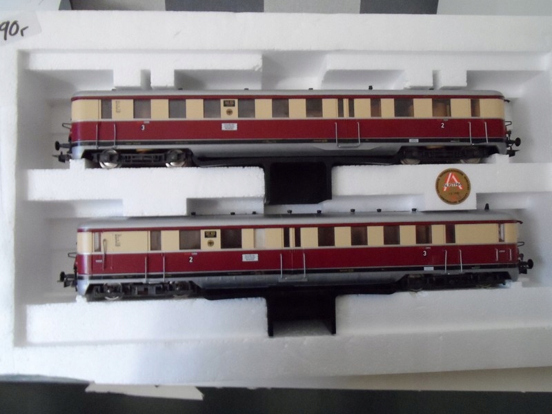 Wagony spalinowe DRG VT137+VS145 Liliput