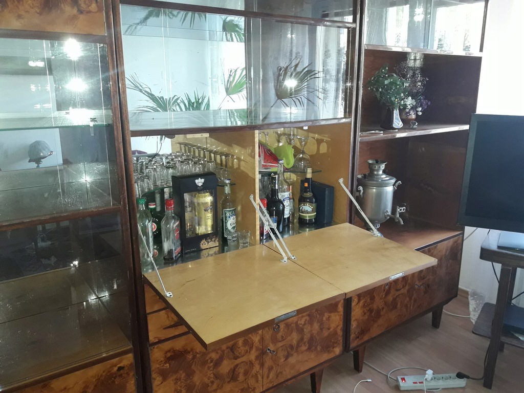 Meble po Babci meblościanka PRL Kalwaria