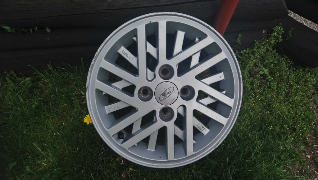 Felgi aluminiowe Ford Sierra Cosworth 4 x 108