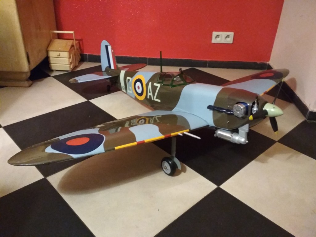 samolot zdalnie sterowany Spitfire deagostini