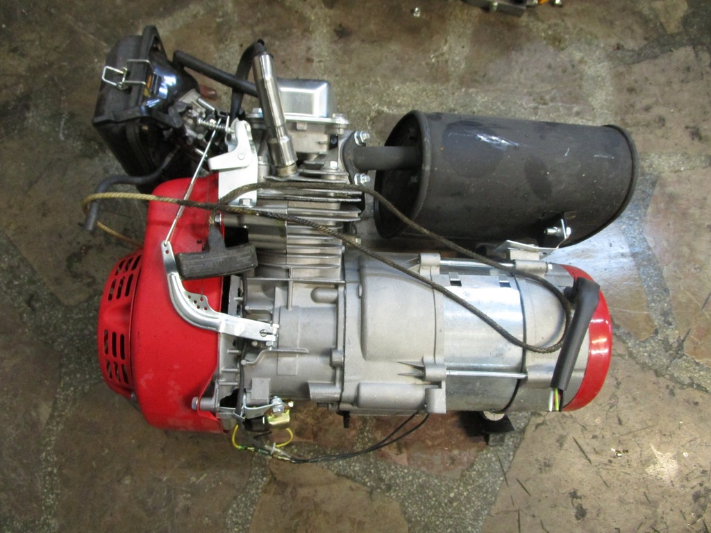 Agregat Prądotwórczy 2KW  części     #RB84