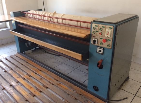 Prasowalnica nieckowa elektryczna PE-3, magiel.