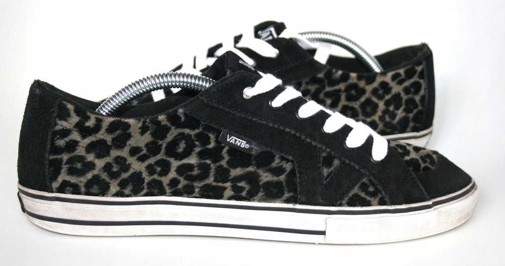 Vans r. 42,5 27,5 cm. (2) Vans r. 42,5 27,5 cm. (2)