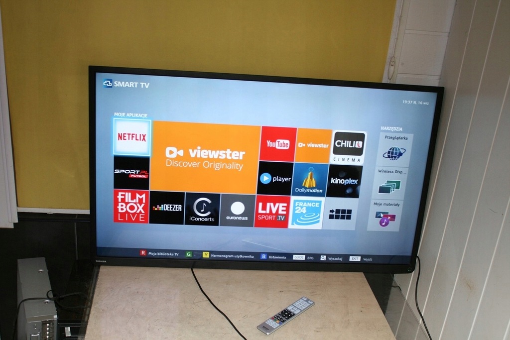 LED TOSHIBA 50" FULL-HD SMART-TV WI-FI