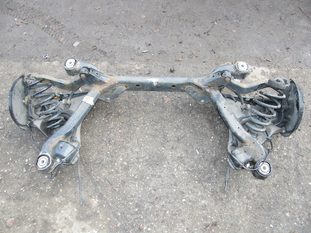 SEAT EXEO KOMBI - ZAWIESZENIE TYŁ KPL BELKA WAHACZ