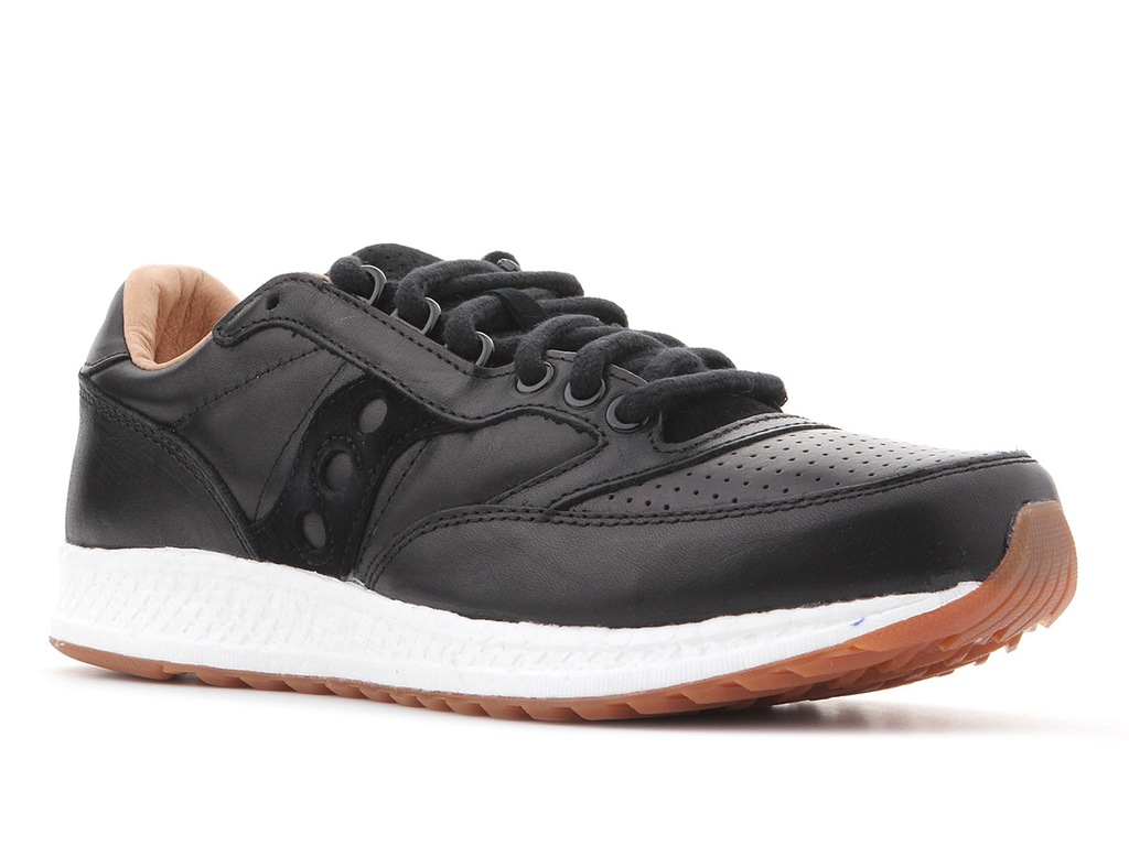 saucony freedom runner leather