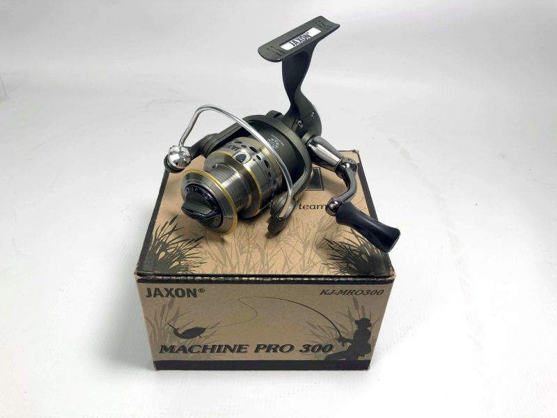 KOŁOWROTEK SPINNINGOWY JAXON MACHINE PRO 300