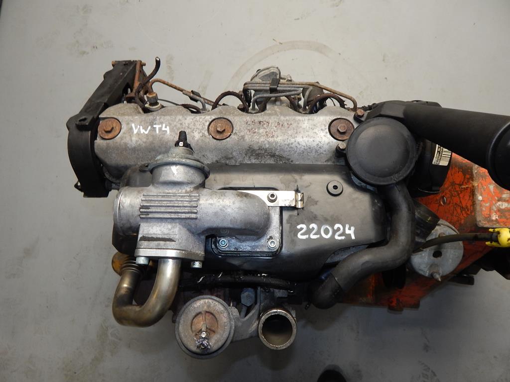 VW T4 2.5 TDI SILNIK WTRYSKI TURBINA ACV FV 7031145232 oficjalne