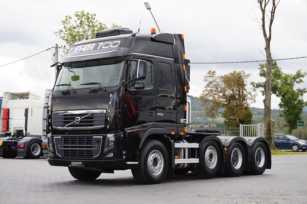 VOLVO / FH 16 / 700 / 8 X 4 / RETARDER / EURO 5 / 